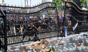 07e4a3ed-000a-4791-9a39-a0b93ec80e40