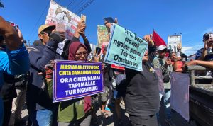 fc553111-3b28-4c16-a5a7-42048d970617